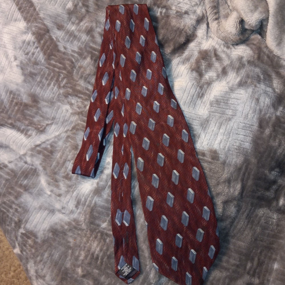Zylos George Machado Elegant Silk Tie With Geometric Red & Silver Pattern